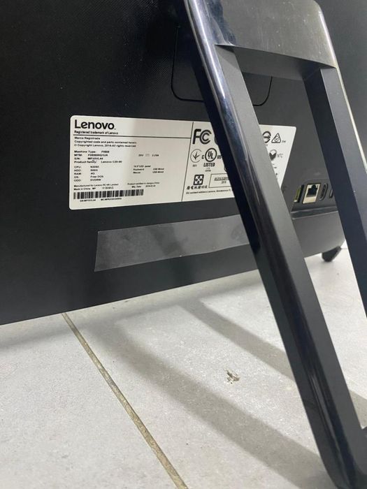 Sistem Desktop PC Lenovo All-in-One C20-00 cu procesor Intel(R) -N2-