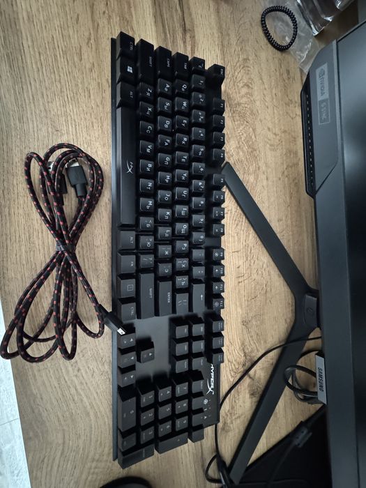 Клавиатура HyperX