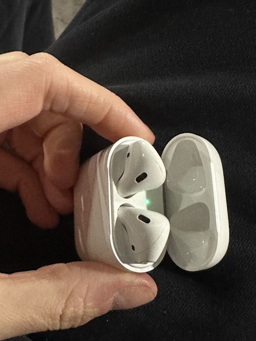 Airpods 1st generation