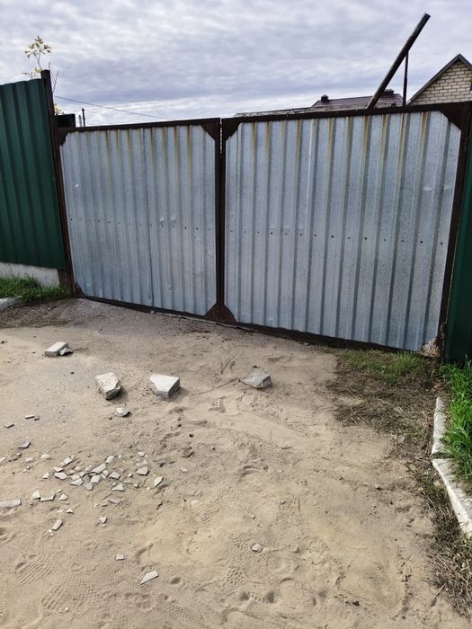 Продам ворота из Профлиста
