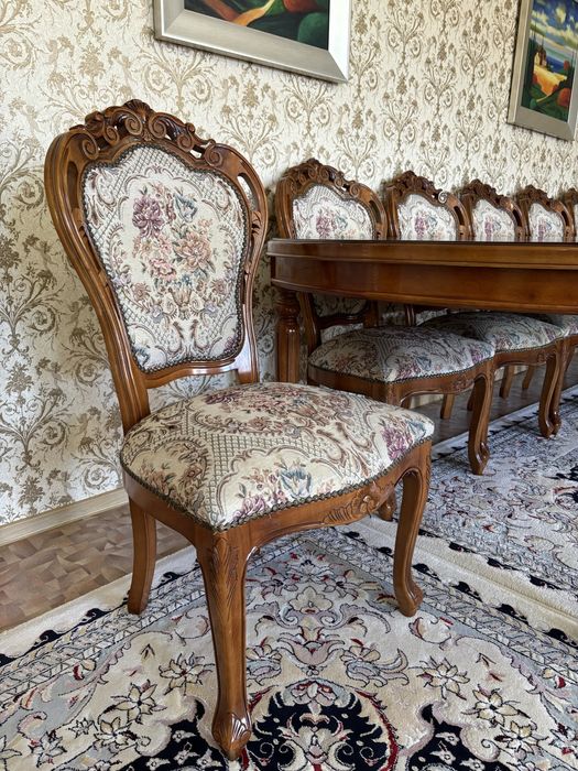 Стол + 16 орындык в  гостиную