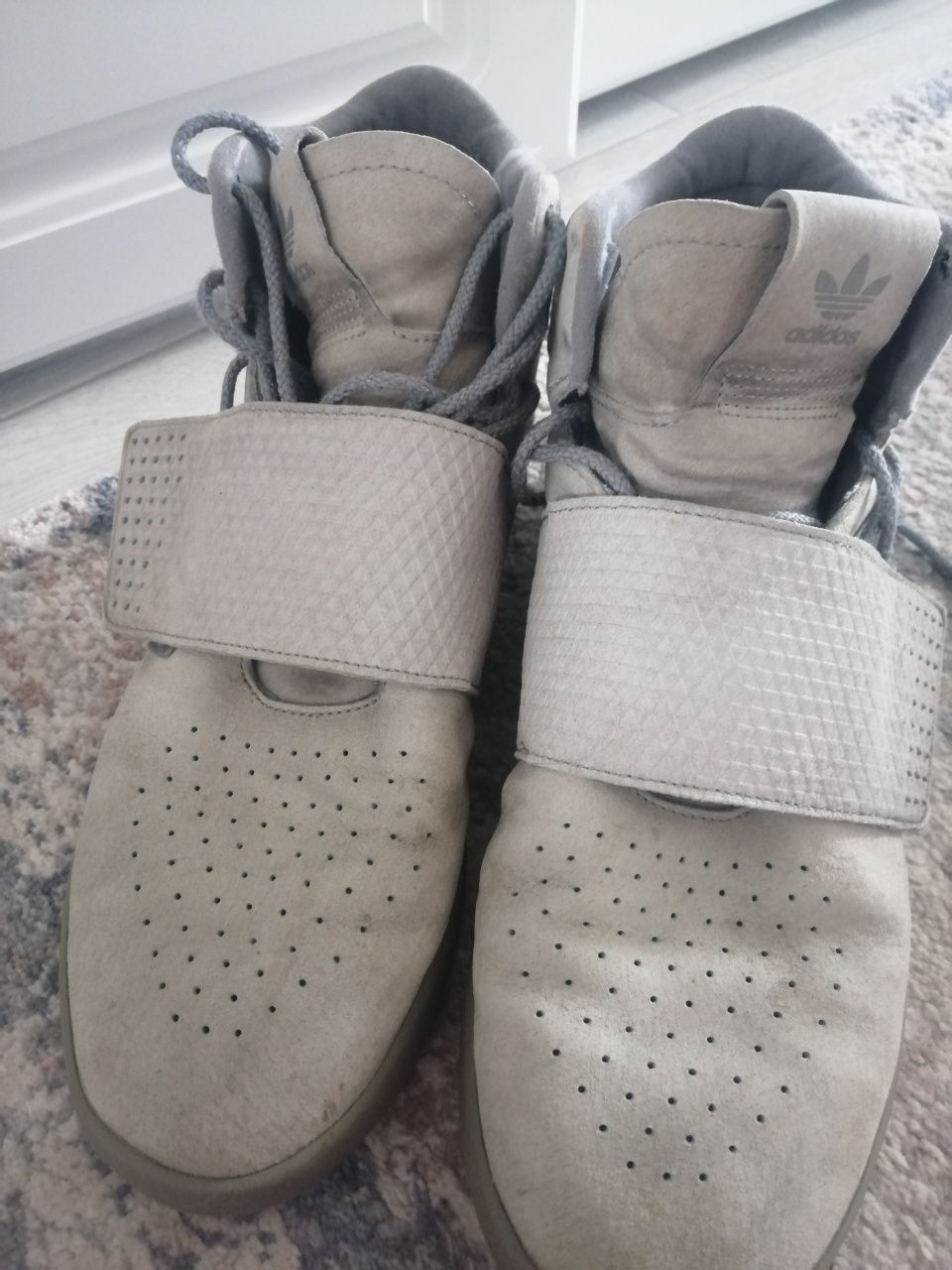 Adidas Tubular din piele Codlea OLX.ro