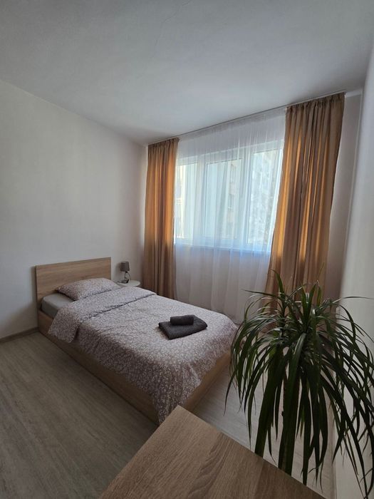 Дава се под наем Тристаен апартамент в Варна, Автогара - 96 кв.м за 580 € - Снимка #4