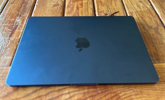 Macbook air m2 | Midnight