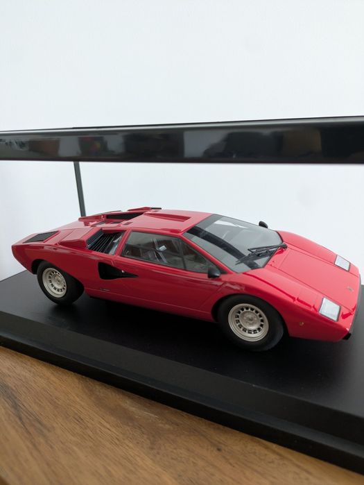 Macheta Lamborghini Countach LP 400 1:18 Kyosho
