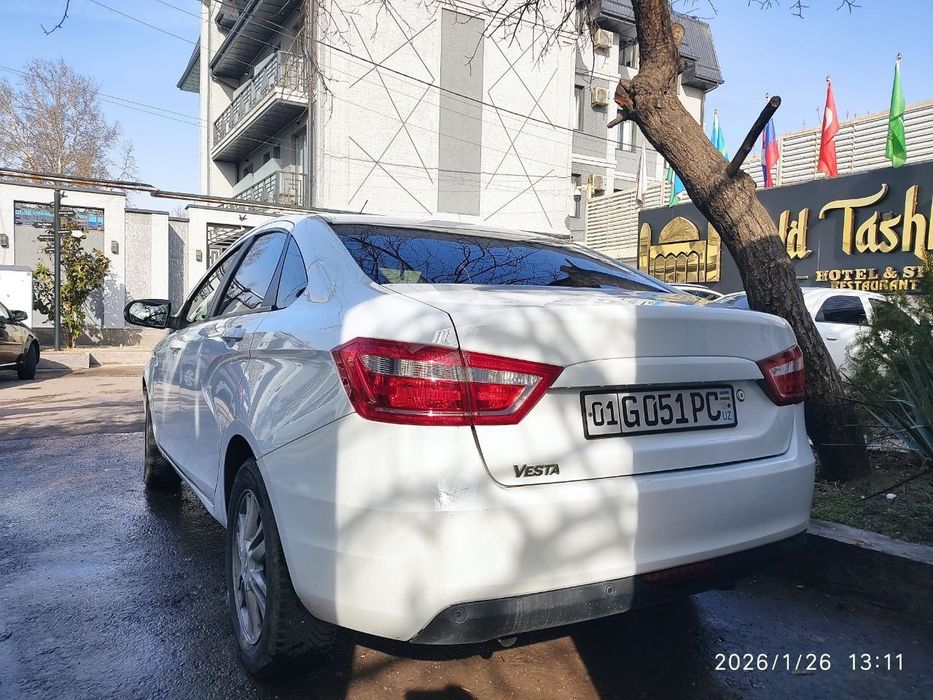 Лада Веста (2103)