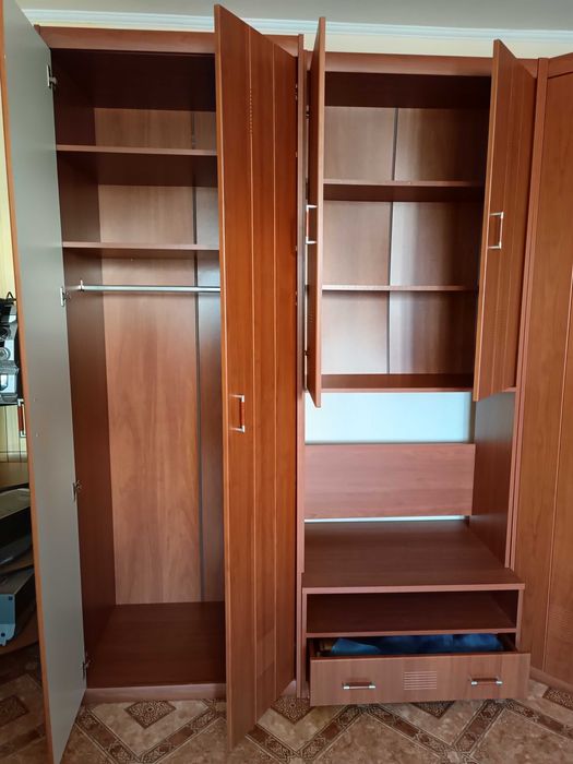 Набор шкафов для дома