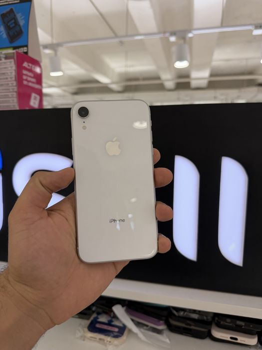 Iphone XR 64gb белый