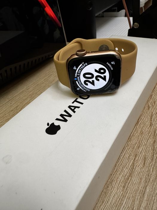 apple watch se 92% аккумулятор