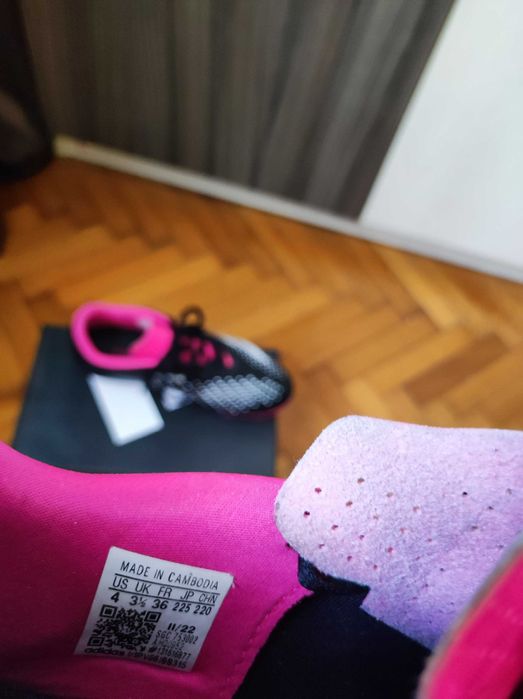 Pantofi sport Adidas Predator mărimea 36