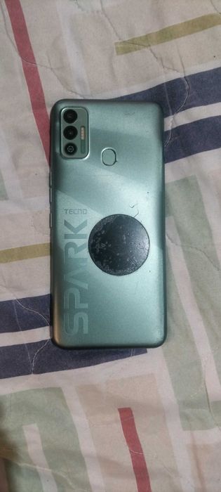 Продам телефон техно