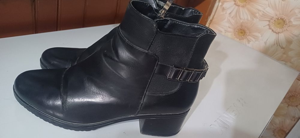 Продаются сапожки