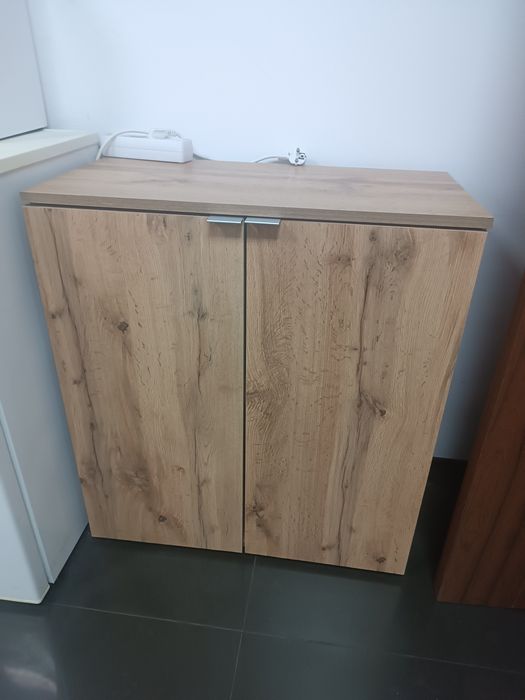 Шкаф 55*60*30 за офис/дома