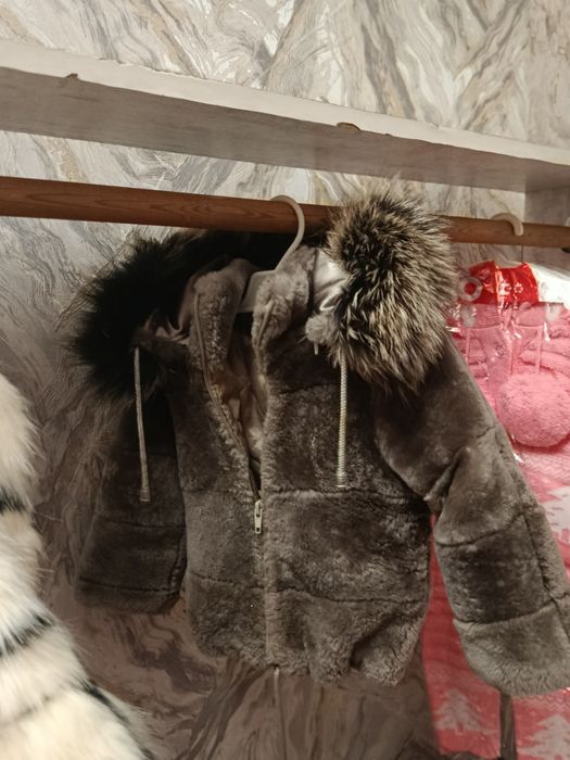 Деткая шубка Белая шуба новая очень симпатичная