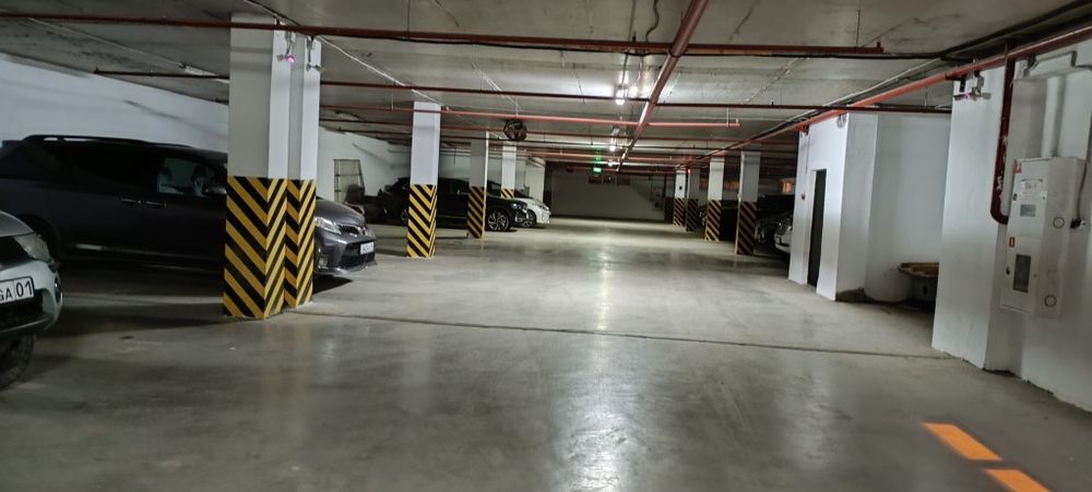 Нежилое помещение для автомобилей