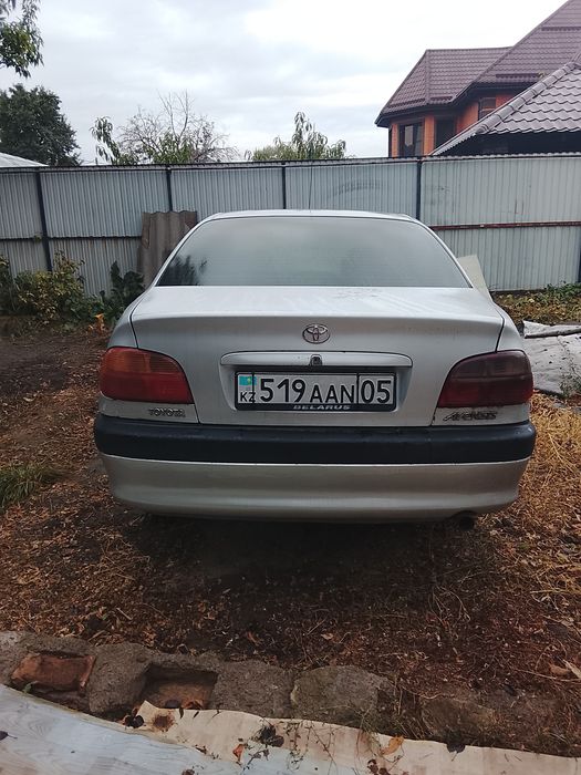 Toyota avensis 2000г дизель механика
