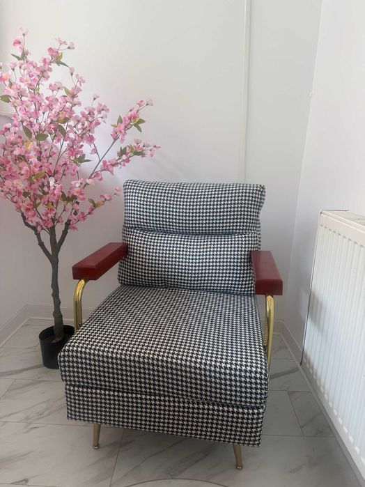 Fotoliu în stil retro, fotoliu de accent, model de pauni, elemente de lemn, miez de arcuri, Negru + Alb
