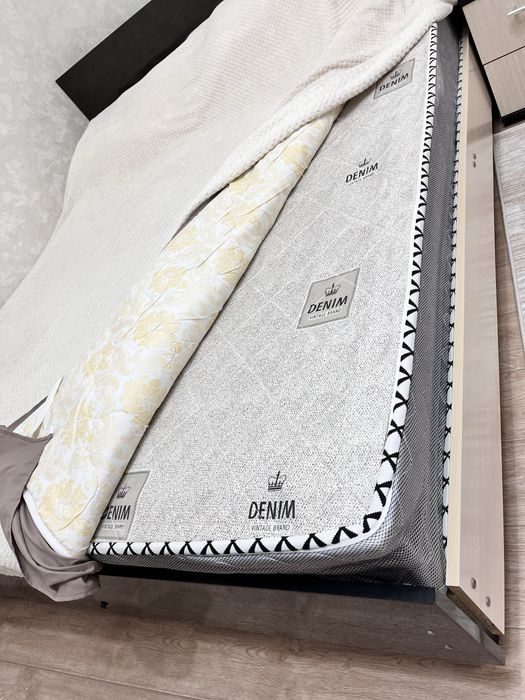 Спальный гарнитур комплект