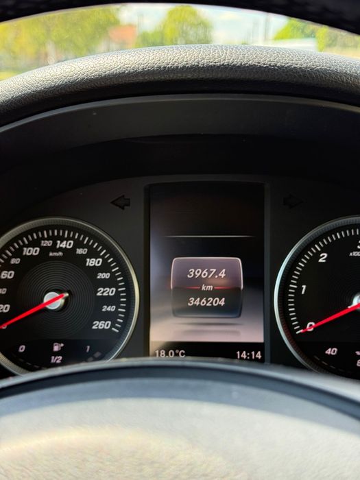 Mercedes-Benz C-Class  C 220 d