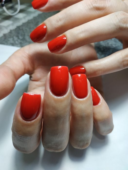 Маникюр  педикюр