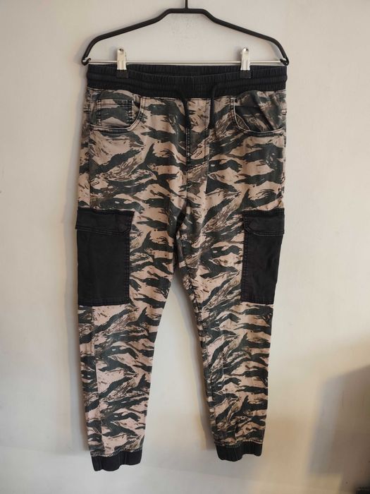 Мъжки карго панталон Reserved