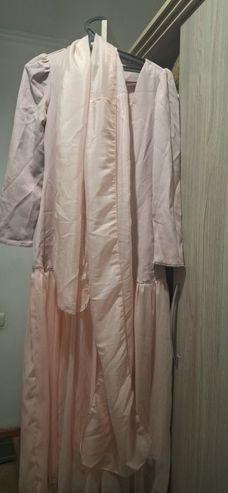 Продаю платье длиное