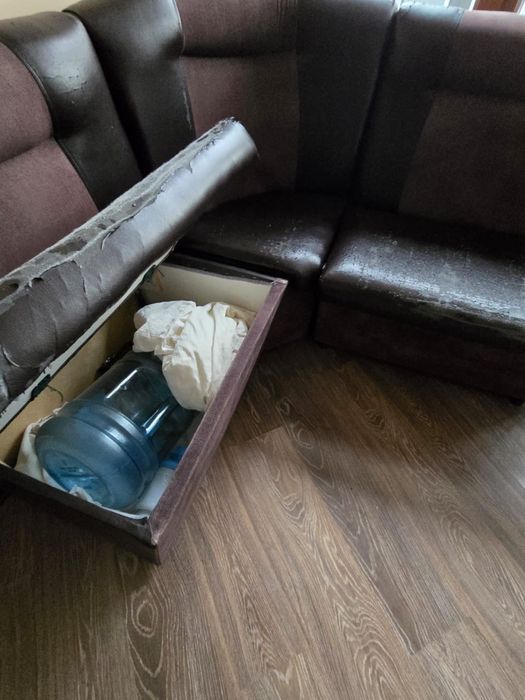 Кухонный диван-уголок