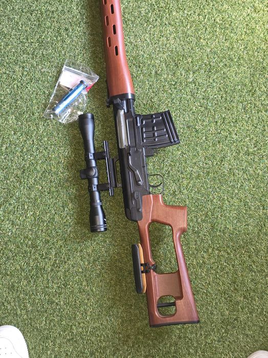 Pușcă cu luneta airsoft awp dragunov.