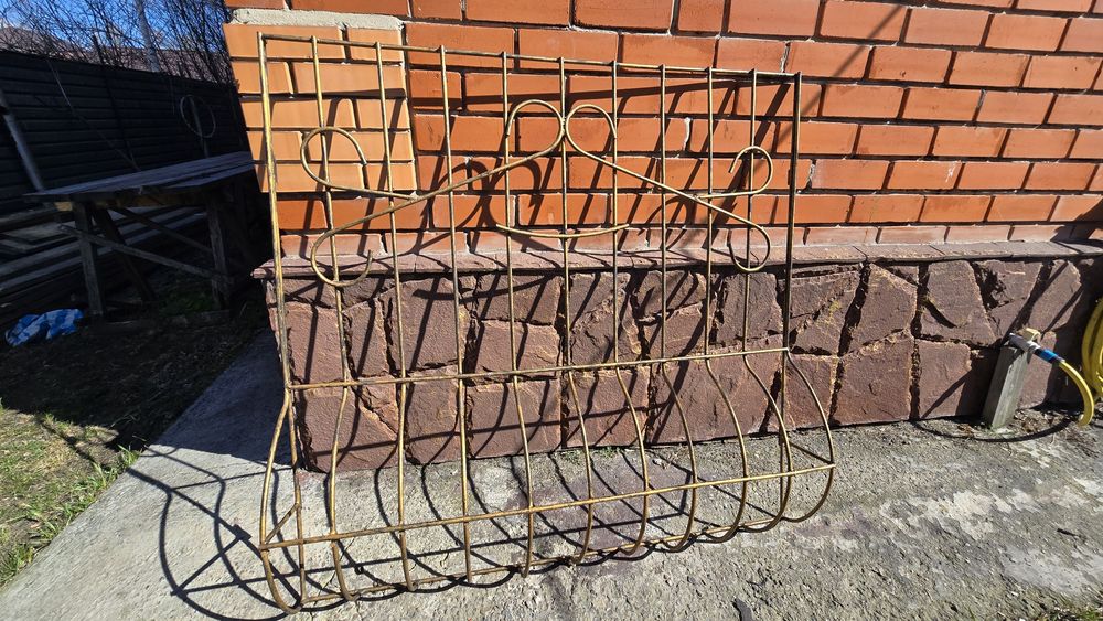 Продам решётки для окон 4 шт.