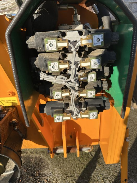 Машина за резитба на овошки