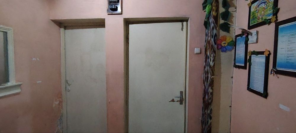 3 хонали квартира. Кирпичный дом. Маргилон шахар Ватстрой.