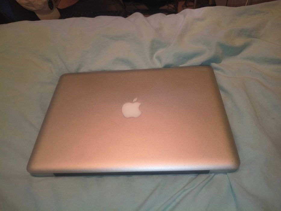 Laptop APPLE MacBook PRO