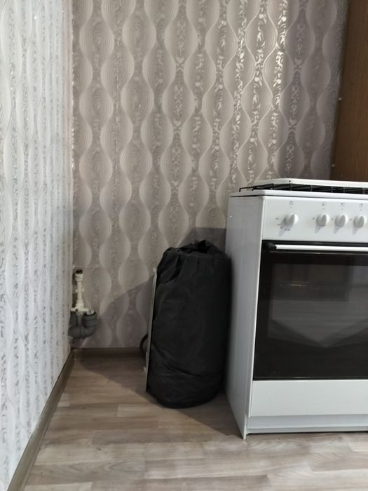 Комната в общежитии коридорного типа