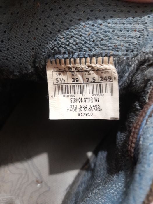 Ghete LOWA numărul 39