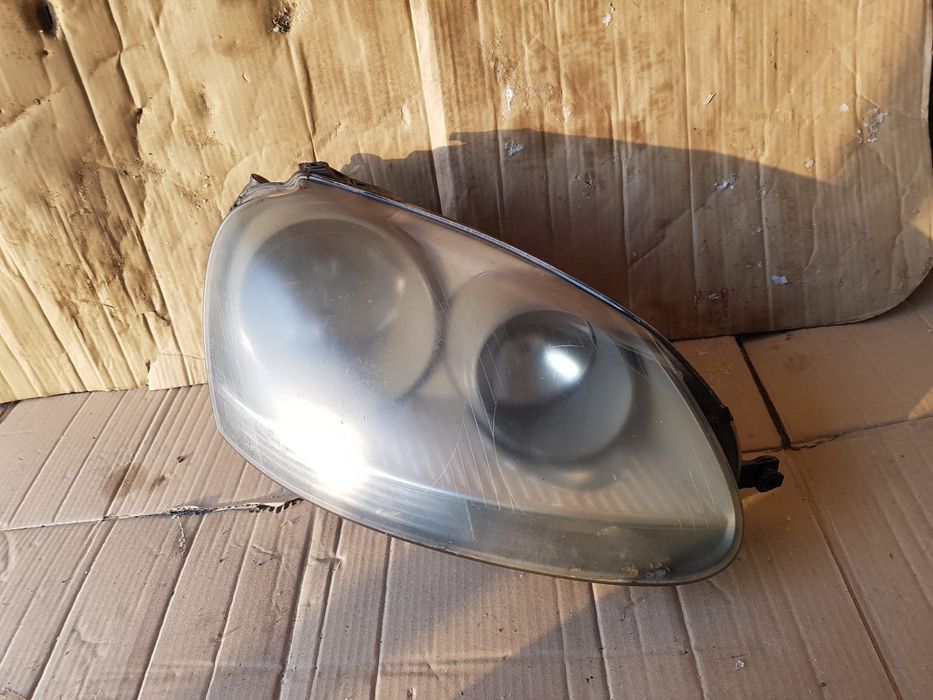 Faruri vw golf 5 2007