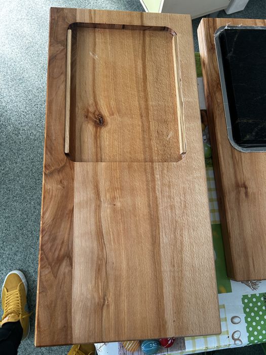 Piatra vulcanica de gatit in blat de stejar