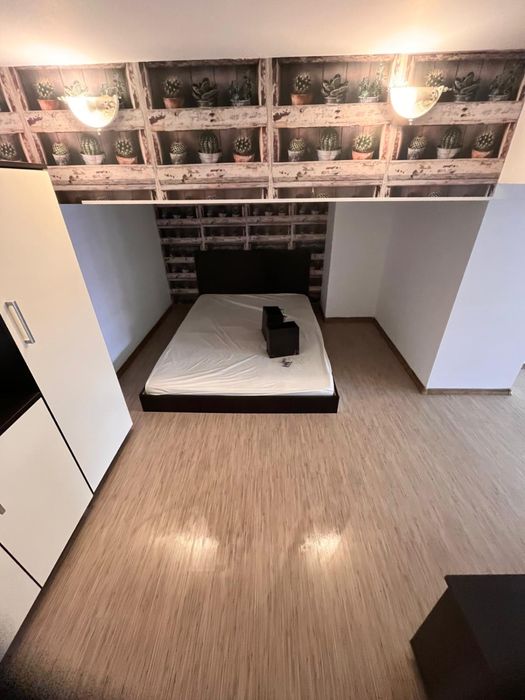 Garsoniera de inchiriat zona Calvaria