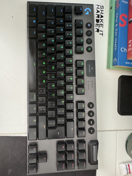 Logitech K915 TKL Lightspeed