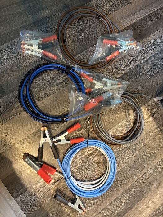 Гъвкави кабели за подаване на ток за автомобили и камиони