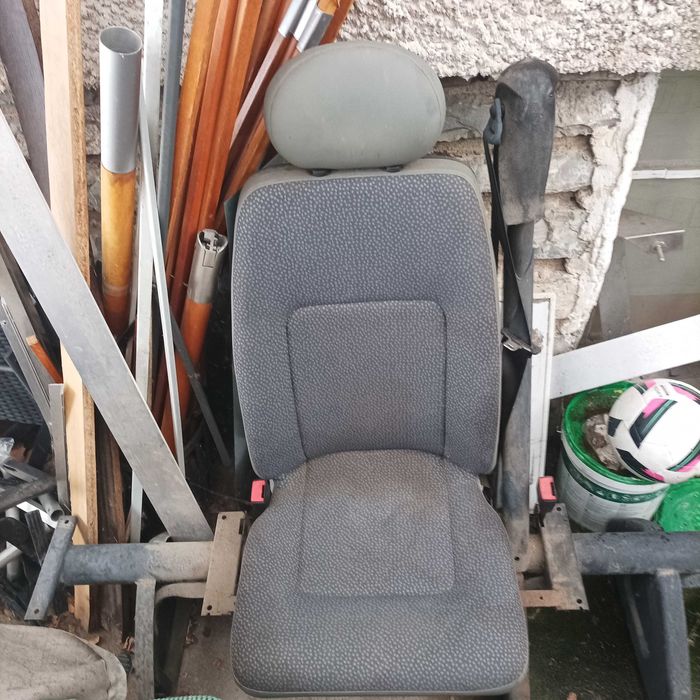 Стойка за 3-на седалка за бус Мастер,Мовано,Нисан