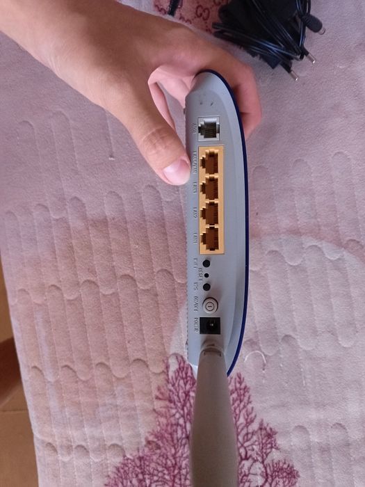 Роутер tp-link(модем)