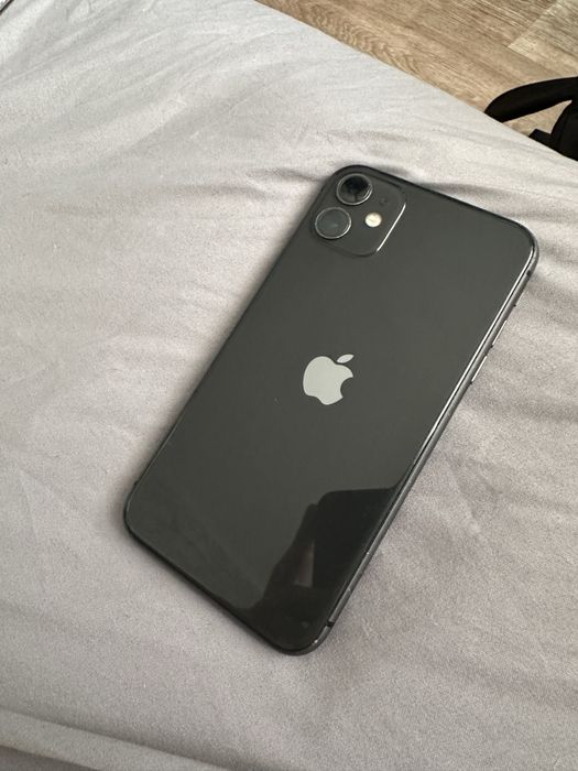 Продам Iphone 11