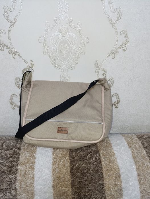 Sumka kiyim soladigan