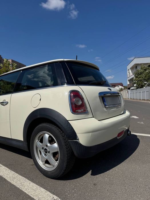 MINI One 1.6 Benzină | 2010 | 75 CP  | 179.400 km Reali.