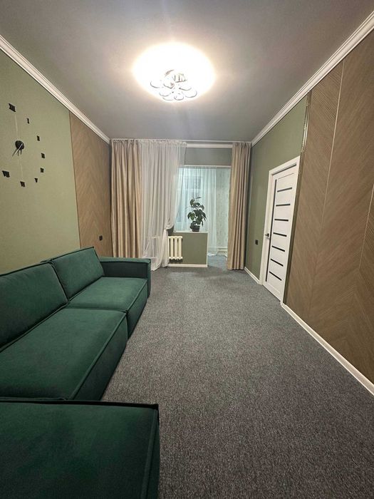 Продается квартира.ЮНУСАБАД-8 квартал школа 260 1в 2\2\4