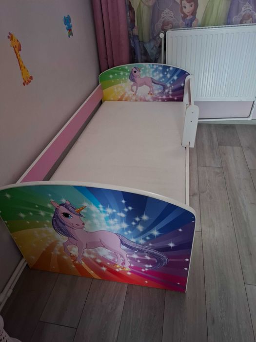 Patut cu unicorn pentru fetita!