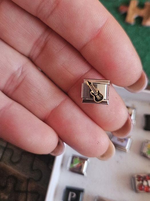 Талисмани за гривна Nomination