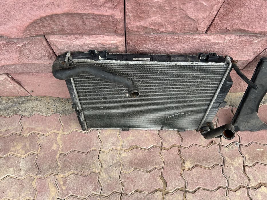 Радиатор охлаждения на мерсдес w210