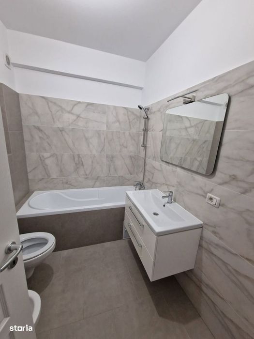 RATE DEZVOLTATOR, AVANS 5000Euro,Valea Adanca Apartament 3 camere 81mp