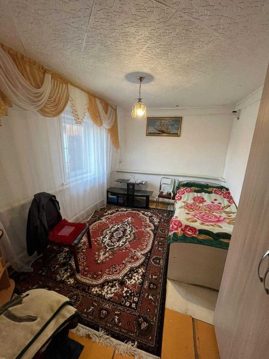 Продам  4х комнатный дом в городе недорого